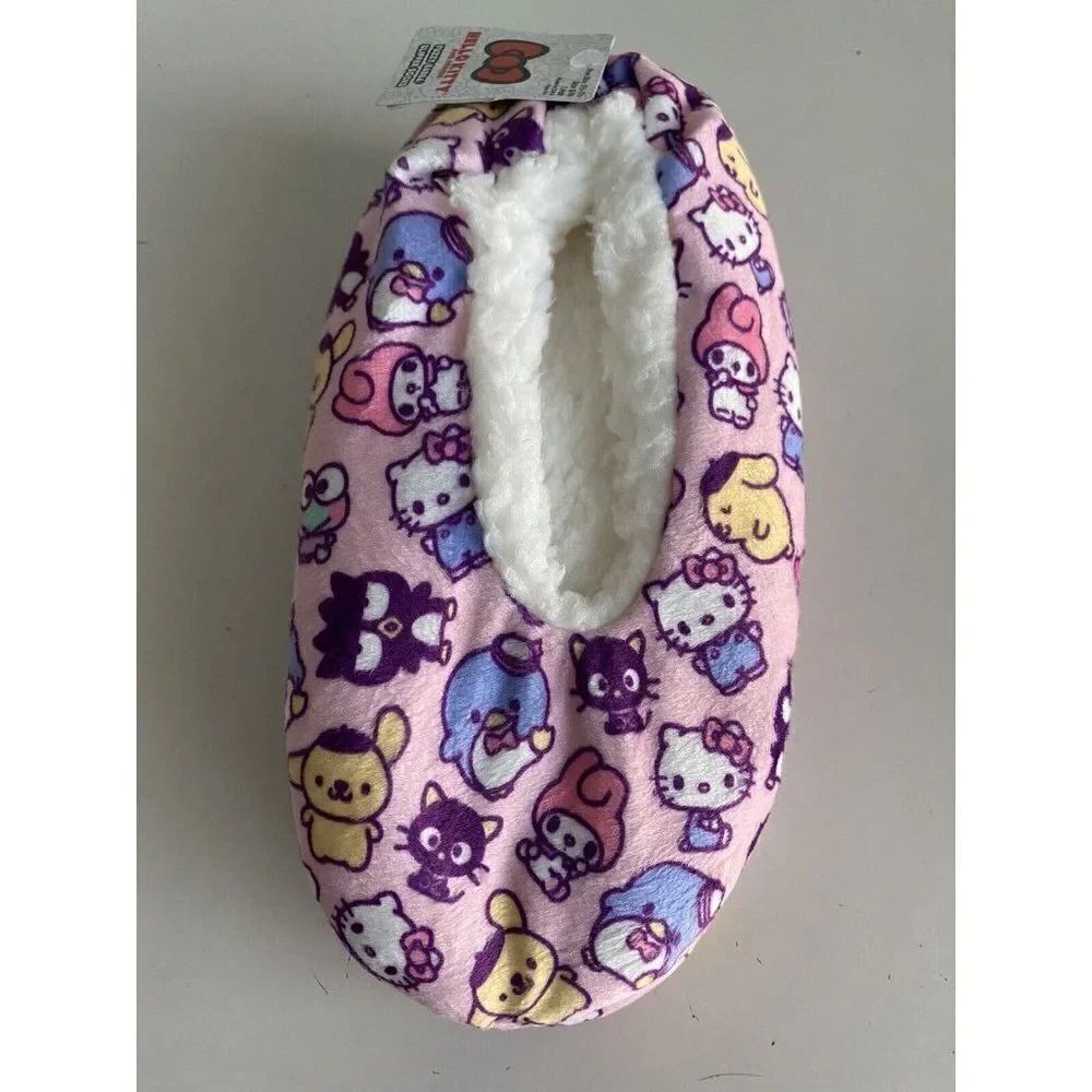 Sanrio Hello Kitty Tuxedo Sam Pompompurin Fuzzy Babba Slipper Socks Women’s S/M